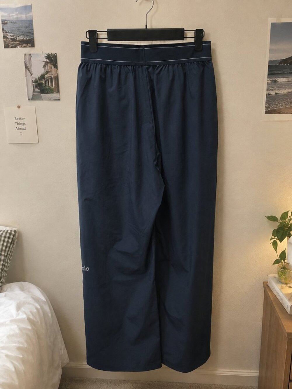 NWT Alo Yoga Navy Suit Up Trouser (Regular 30 inch)💵-Suitable for any occasion - Picture 3 of 7